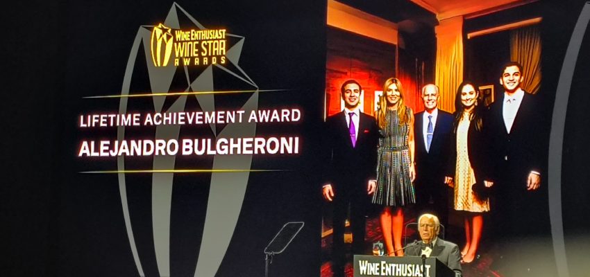 Wine Enthusiast distinguió a Alejandro P. Bulgheroni con el Lifetime Achievement Award en Nueva York